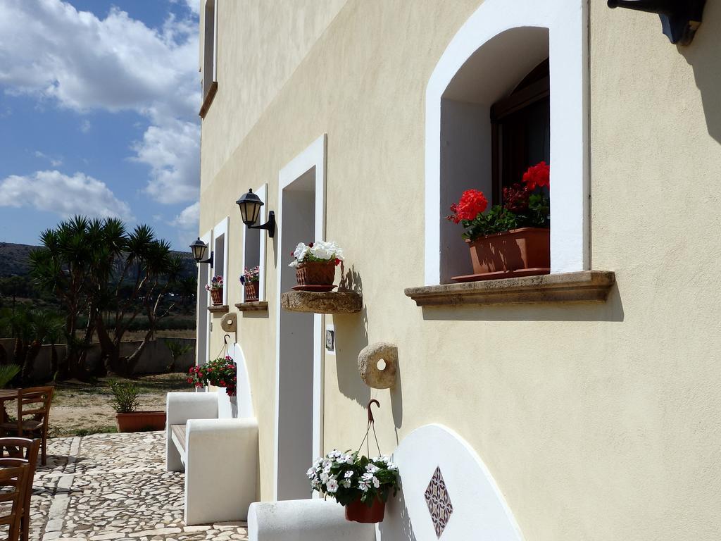 Baglio Cofano Rooms & Relax كوستوناتشي المظهر الخارجي الصورة