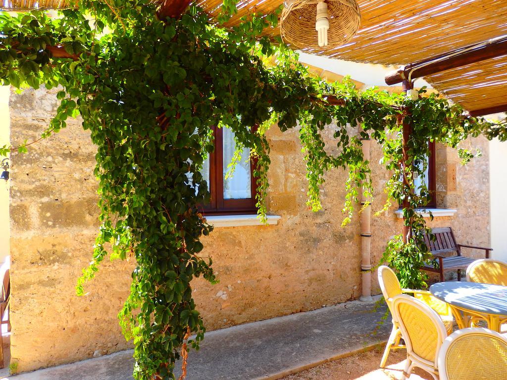 Baglio Cofano Rooms & Relax كوستوناتشي المظهر الخارجي الصورة